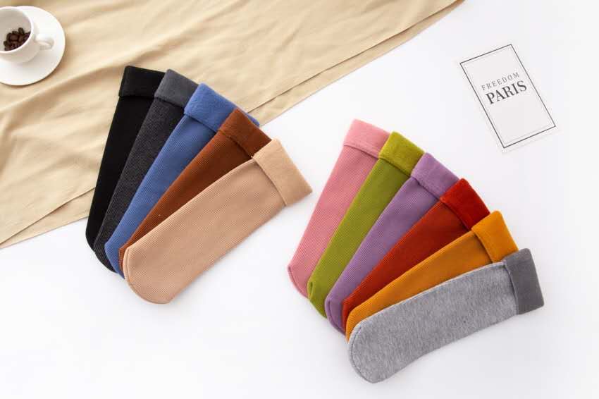 Seven-color fine-wrapped warm socks and cashmere snow socks Application Scenario