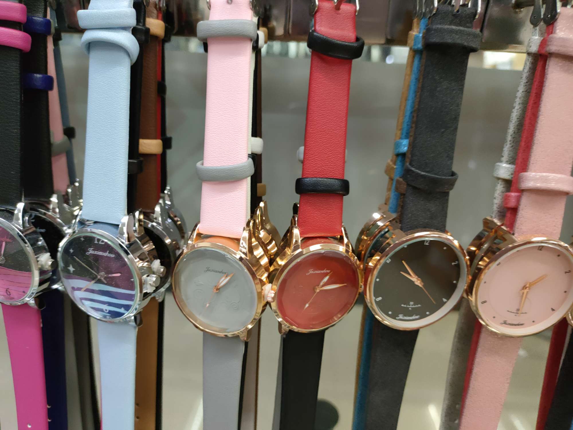 Diversión infantil mezcla reloj multiestilo estilo explosivo venta caliente