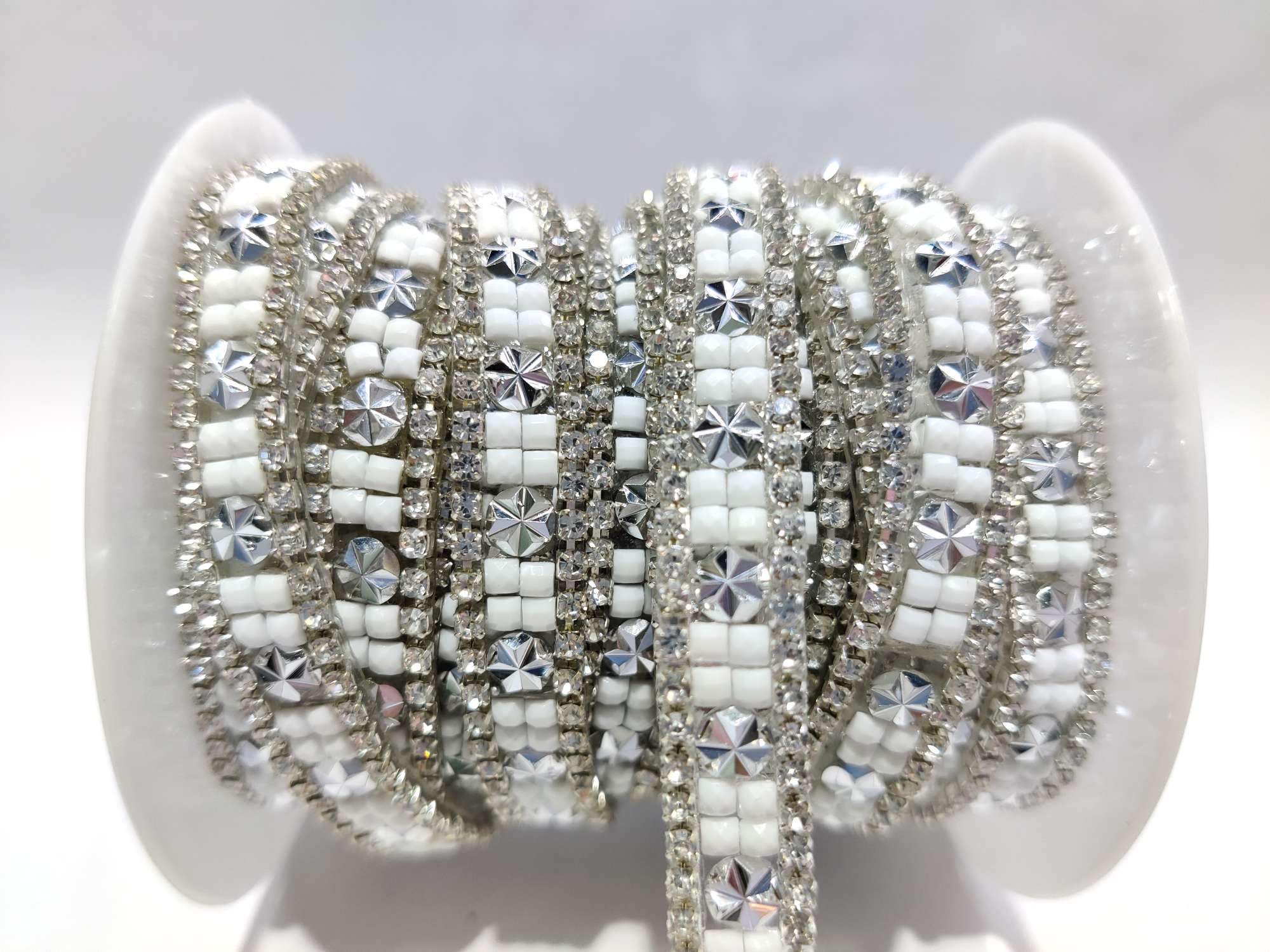Rhinestone Glass Crystal Hot Drill Claw Chain Resin Code Chain Garment Accessories