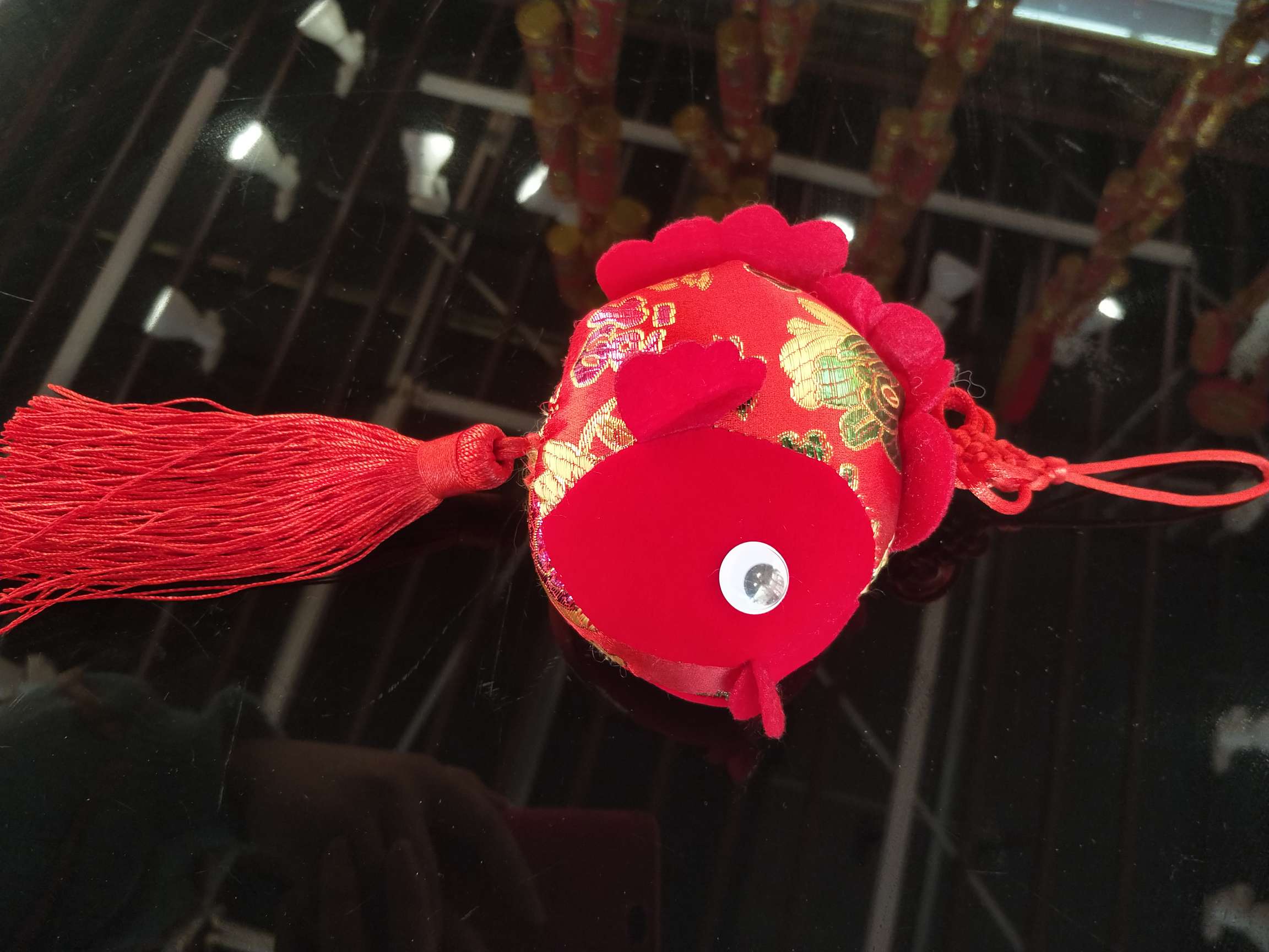 Direct sales of brocade carp pendants for New Year and Spring Festival car decoration from the manufacturer Specification image