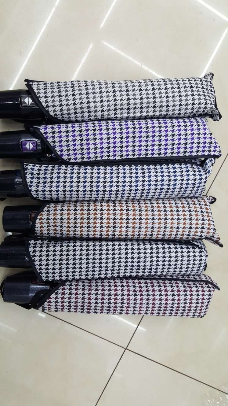 Three-fold self-opening and self-closing umbrella, automatic umbrella, windproof umbrella undefined