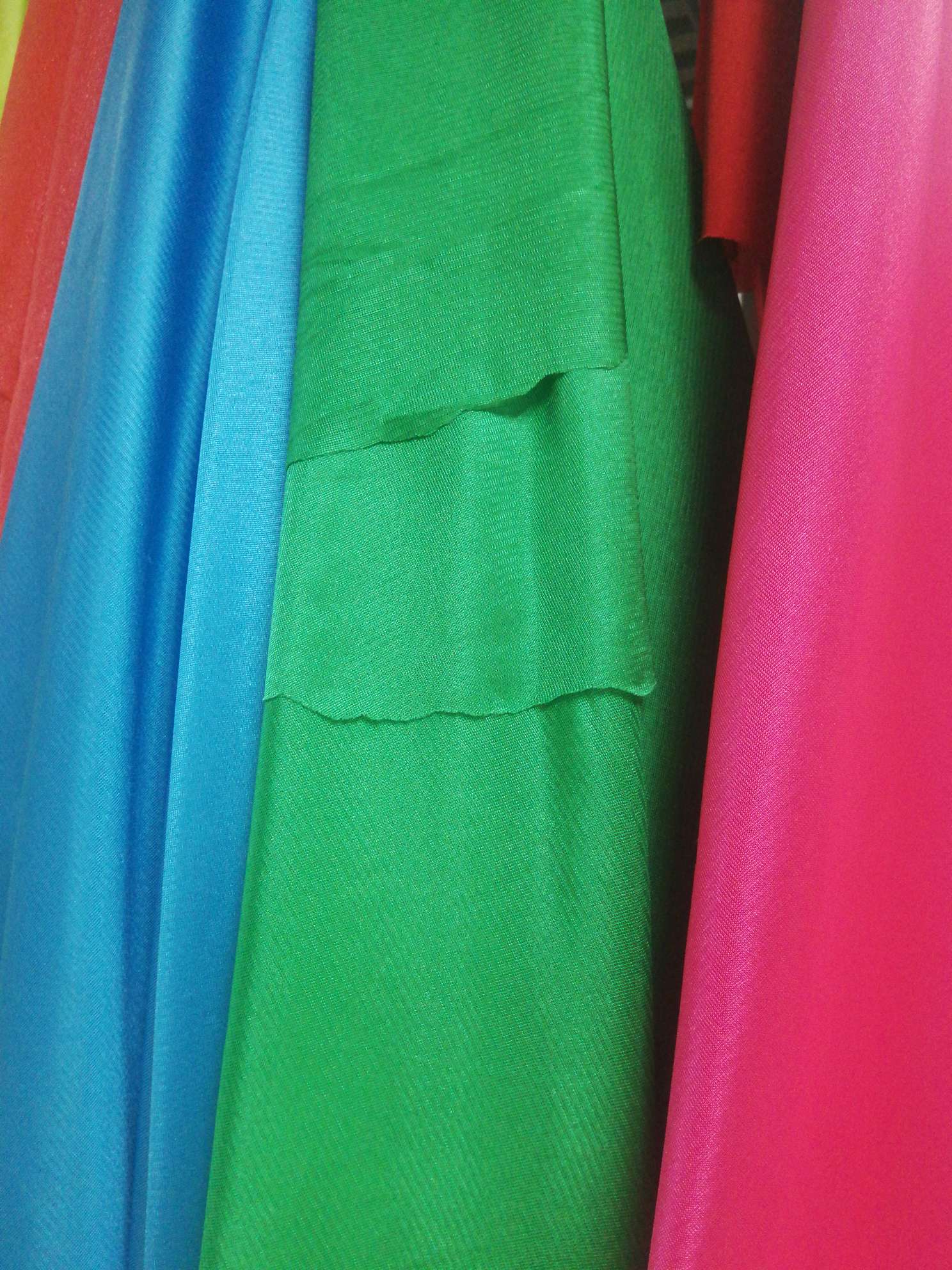Direct sales, wholesale and retail of warp knitted fabric from the manufacturer. For orders in stock, please consult