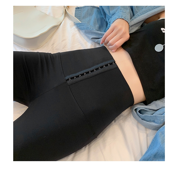 Button-down pants