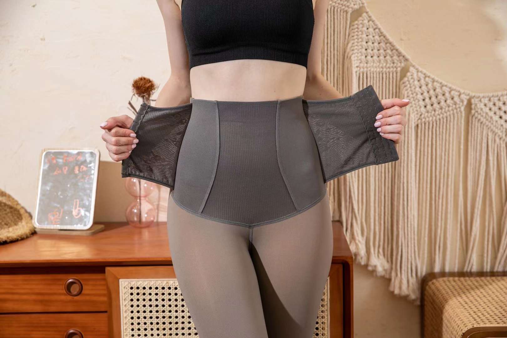 The first batch of body-shaping lace button-down cashmere one-piece pants for Internet celebrity live-streamers in flight attendant grey details Picture