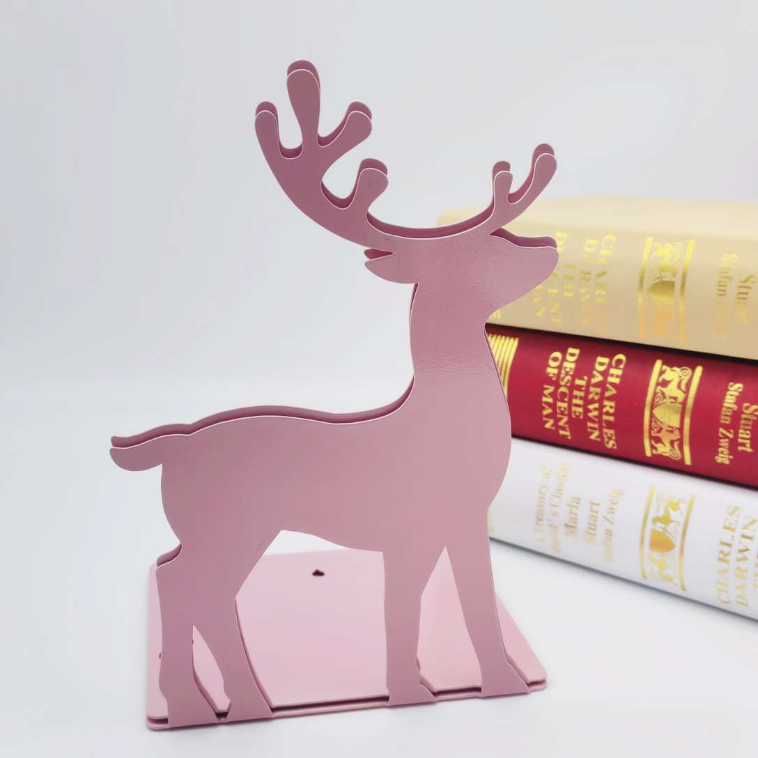 The little deer stands upright Item Picture