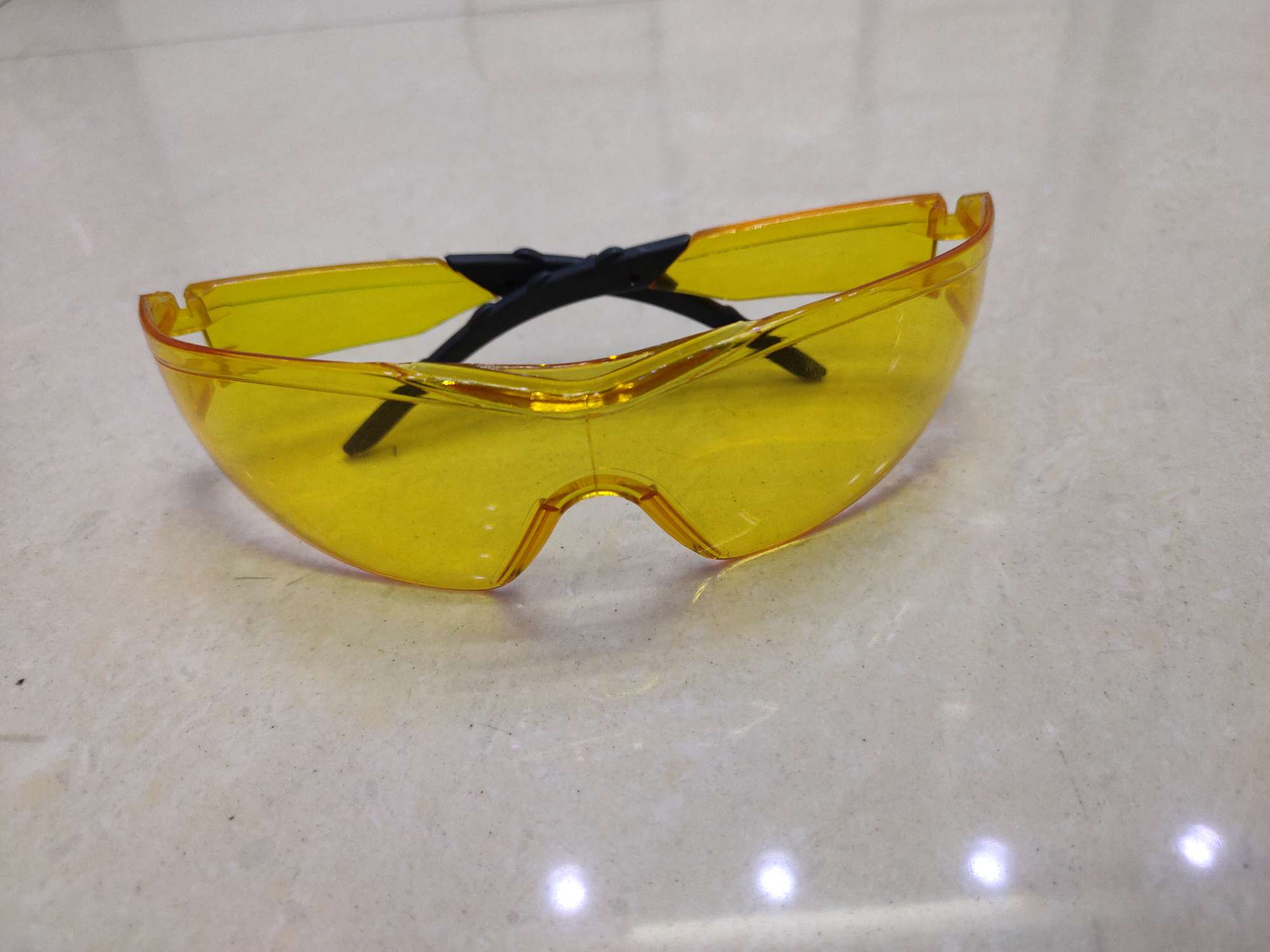 818604 goggles