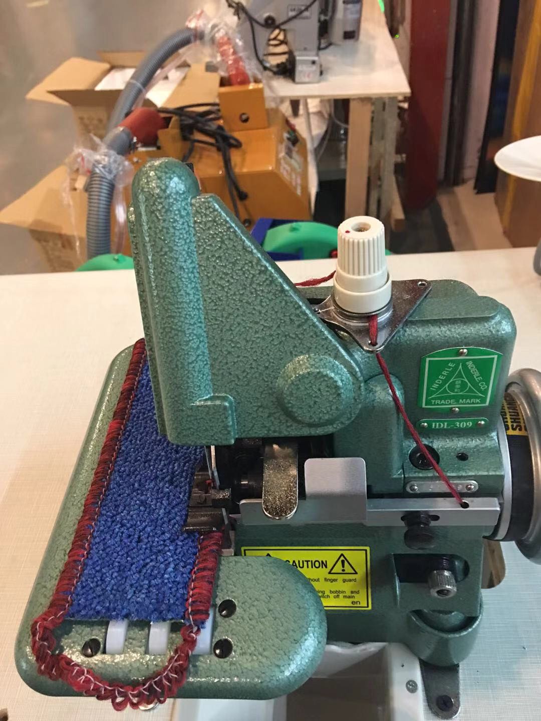 Carpet machine thumbnail