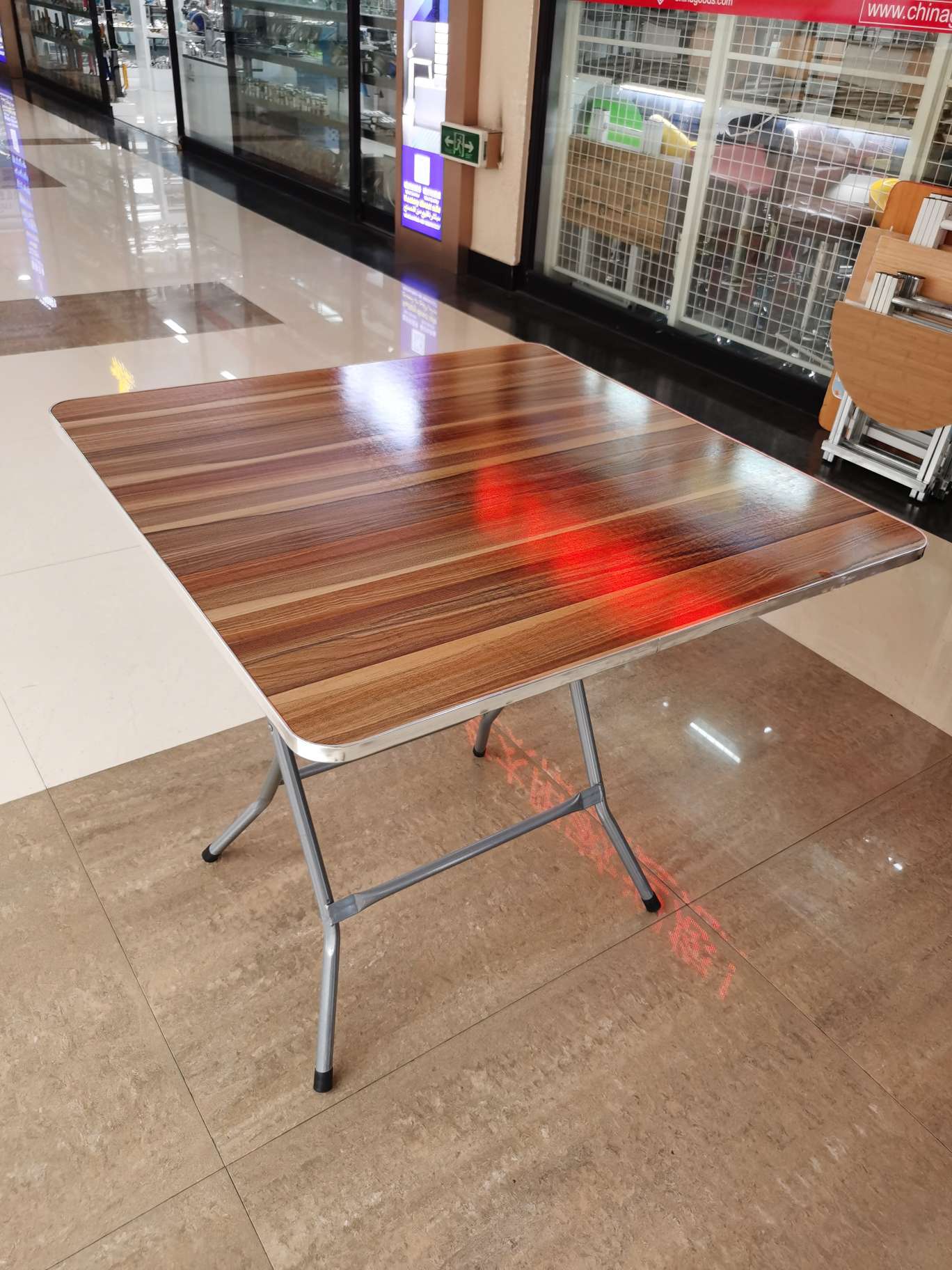 户外折叠桌椅实物图