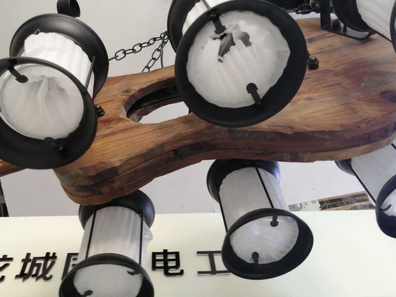 Selected best-selling modern guitar-shaped chandelier 6062/6 Specification image