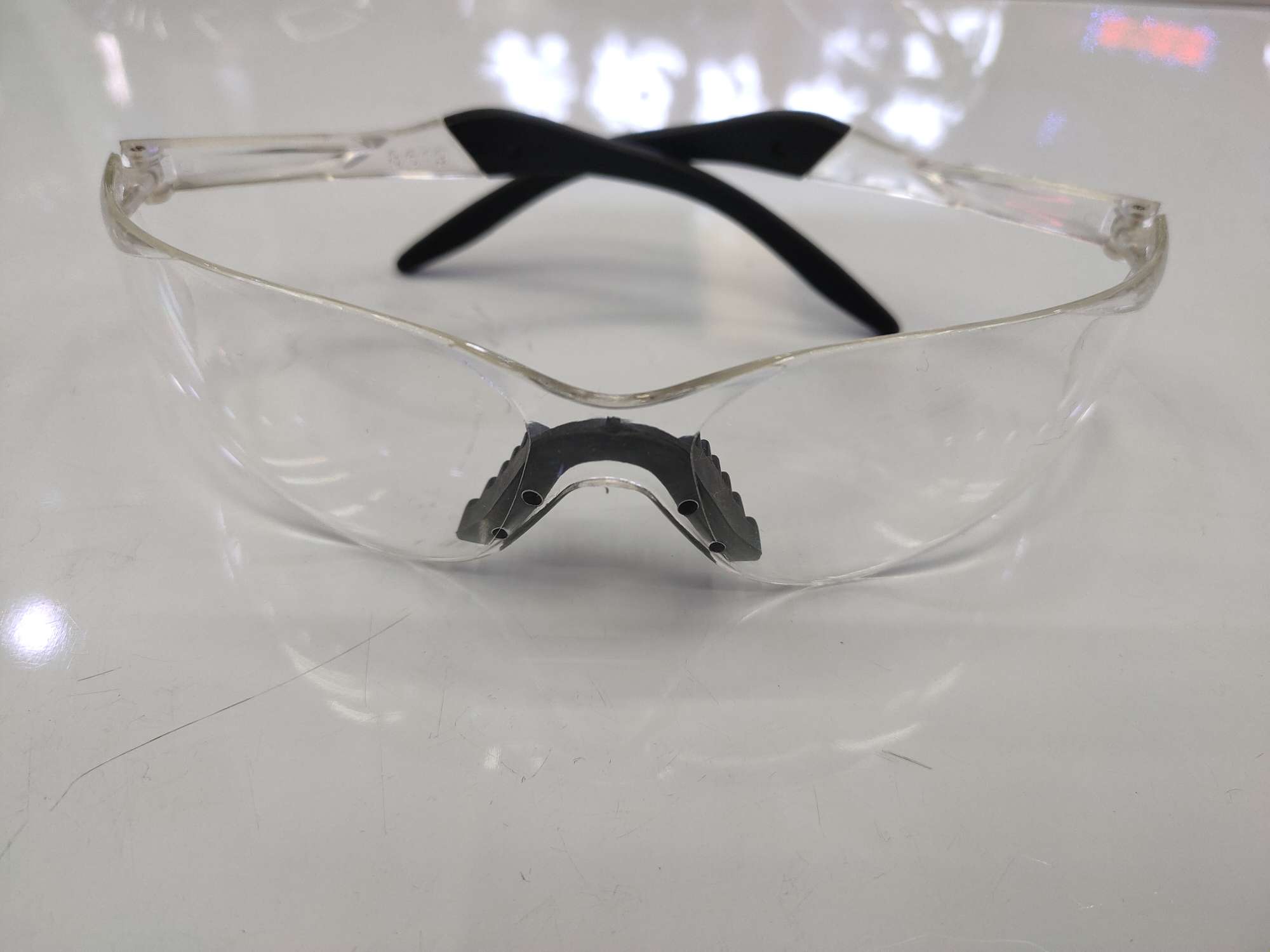 0818619 Eye protection glasses