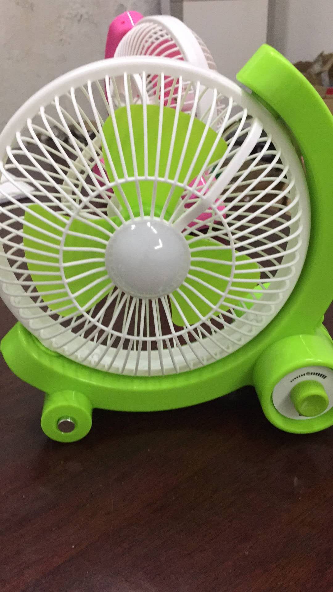 Direct sales from the manufacturer of plug-in desk lamp fans, desktop fans, and household electric fans Item Picture