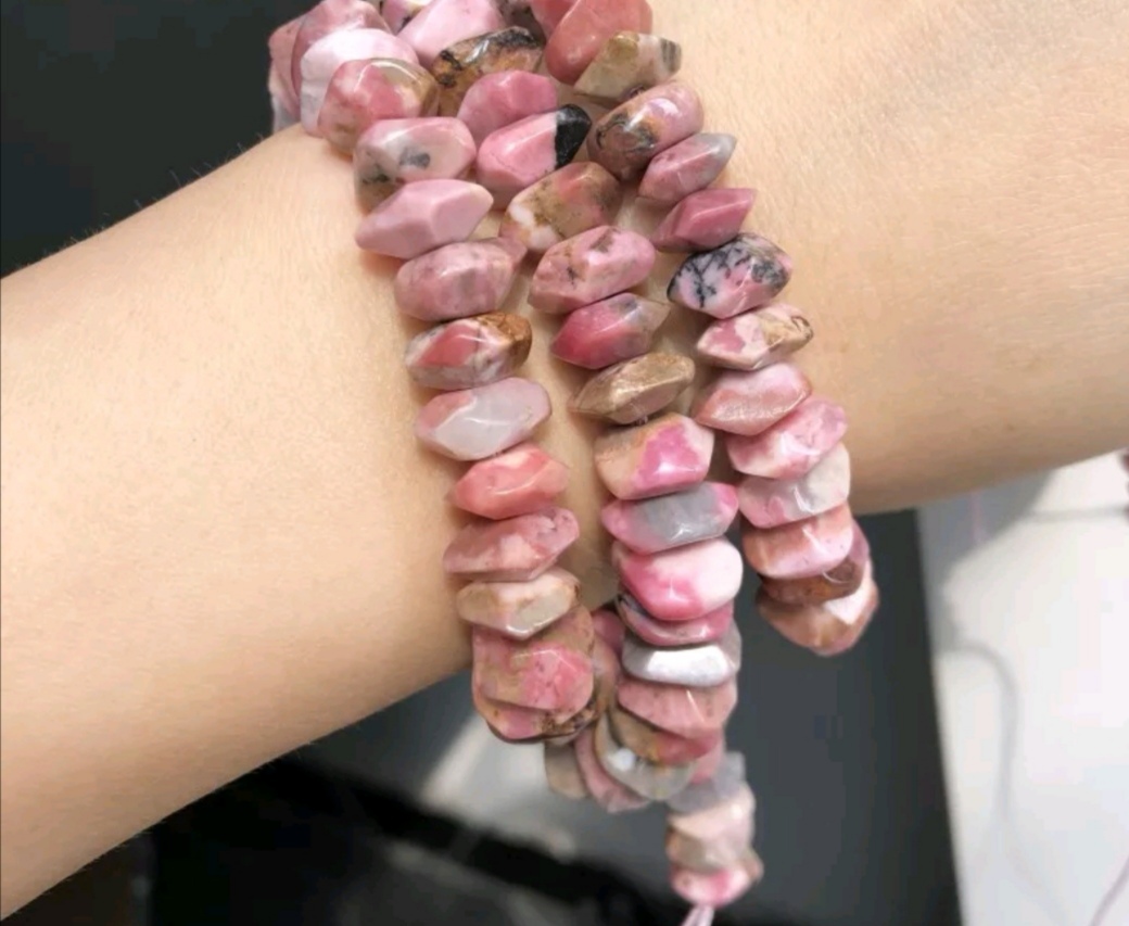 6*11mm irregular purple crystal quartz apatite ruby bead jewelry DIY bracelet accessories Application Scenario