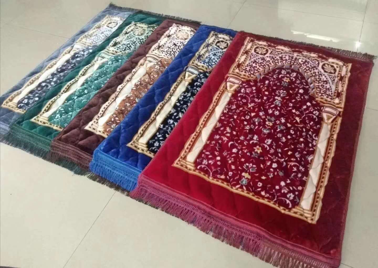 Bedding Quilted Muslim worship blanket carpet thumbnail