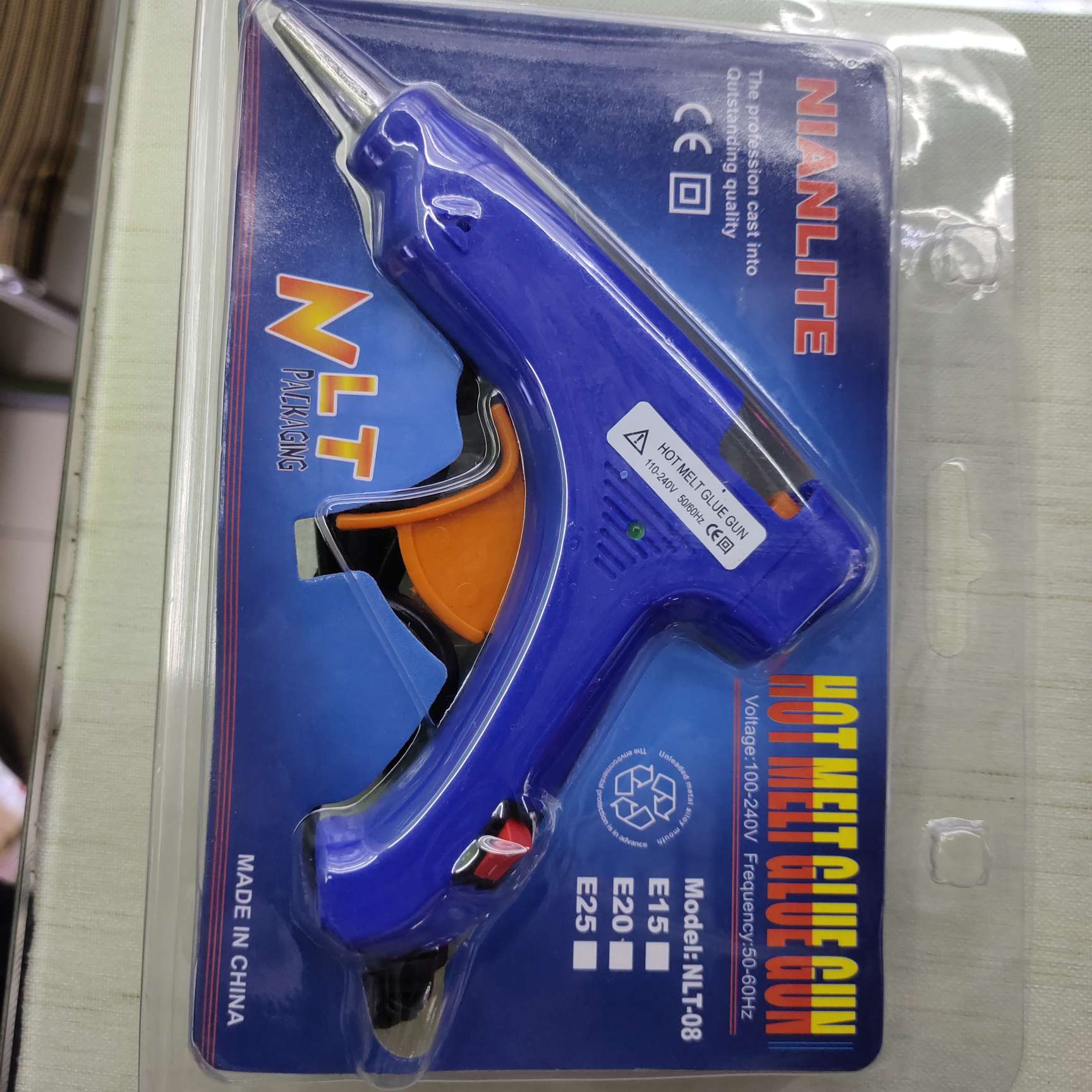 The 7mm hot melt glue gun uses a blue 20w glue gun for the glue stick Specification image