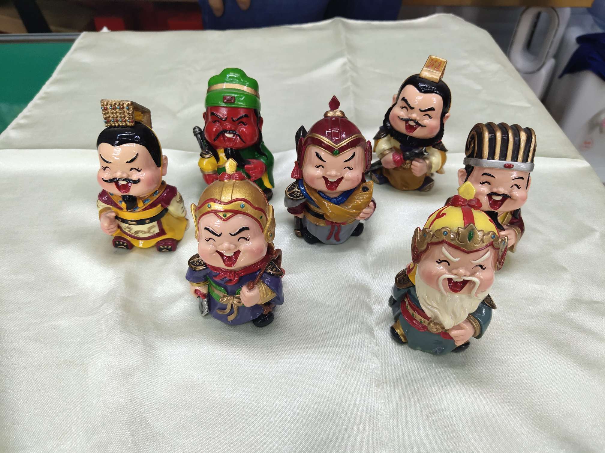 蔡氏工艺精品 树脂材质 手工彩绘工艺品小摆件 货号-10208三国人偶（可混/可单）