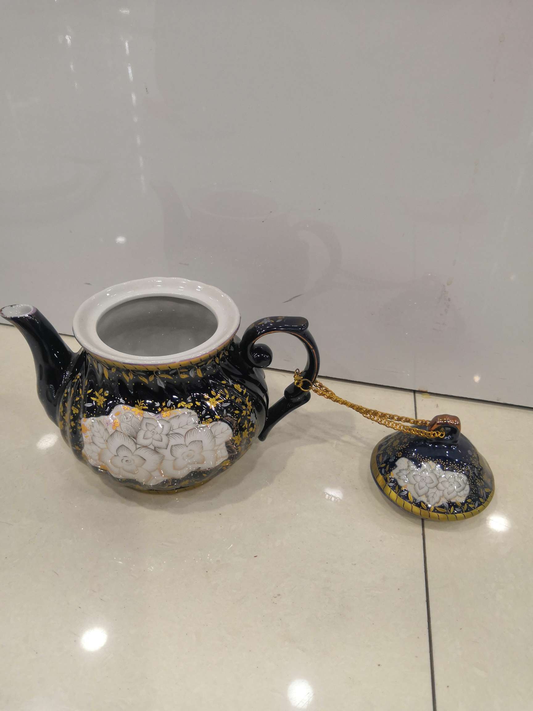 Dingmei Ceramics' new blue glazed water kettles for this season are sold directly by the manufacturer in stock Application Scenario