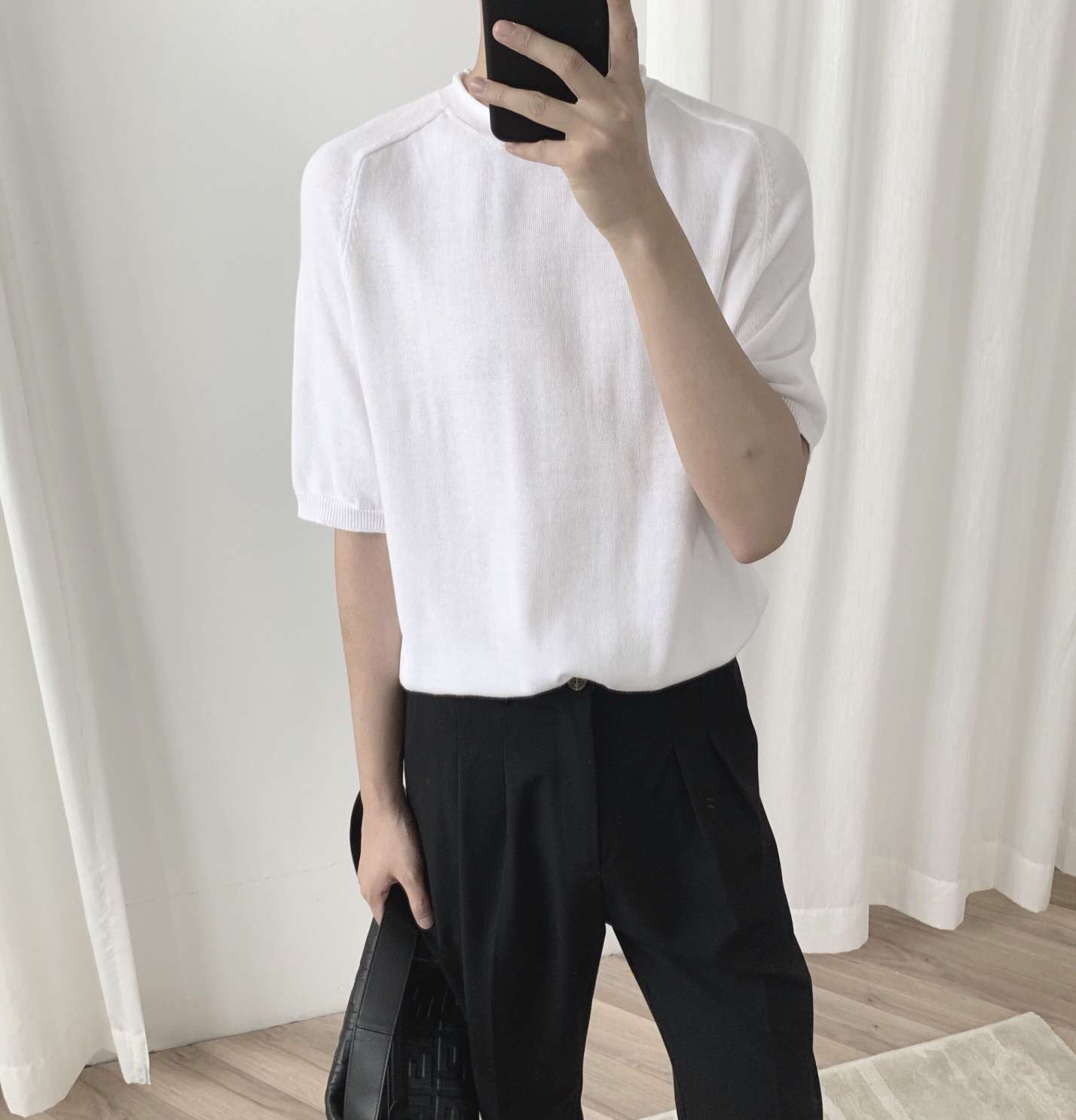 Two-color thin knitted short-sleeved T-shirts of "A Cha" and "A Gu" are breathable, soft and comfortable couple tops for men in summer Specification image