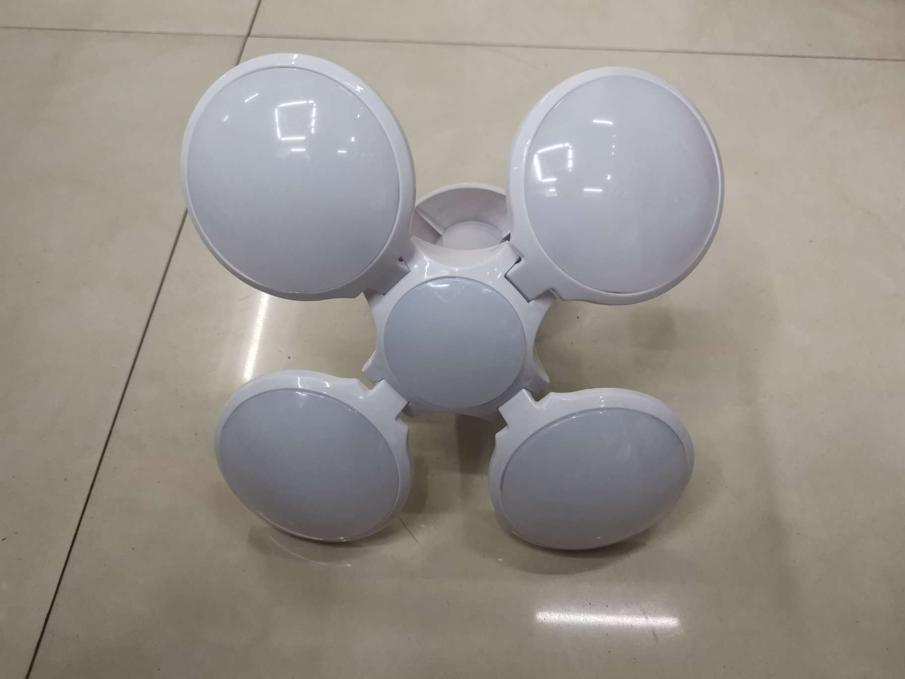 The manufacturer wholesale 40W 220V LED football team full figure