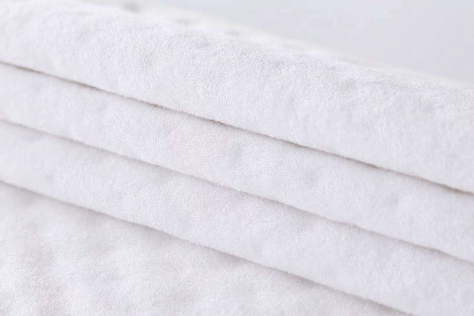 4层彩棉隔尿垫 50×70  双面可用 一面精梳彩棉 中间夹层聚酯纤维  复合tpu防水层  最后一面是竹纤维 吸水性强详情图6
