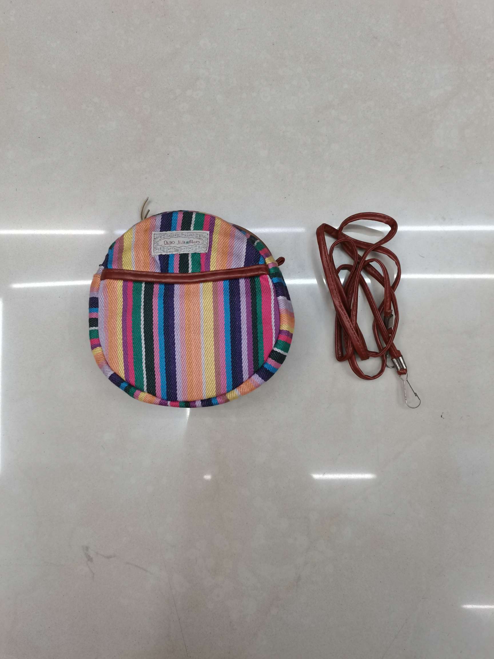 1020 Ethnic Material Satchel