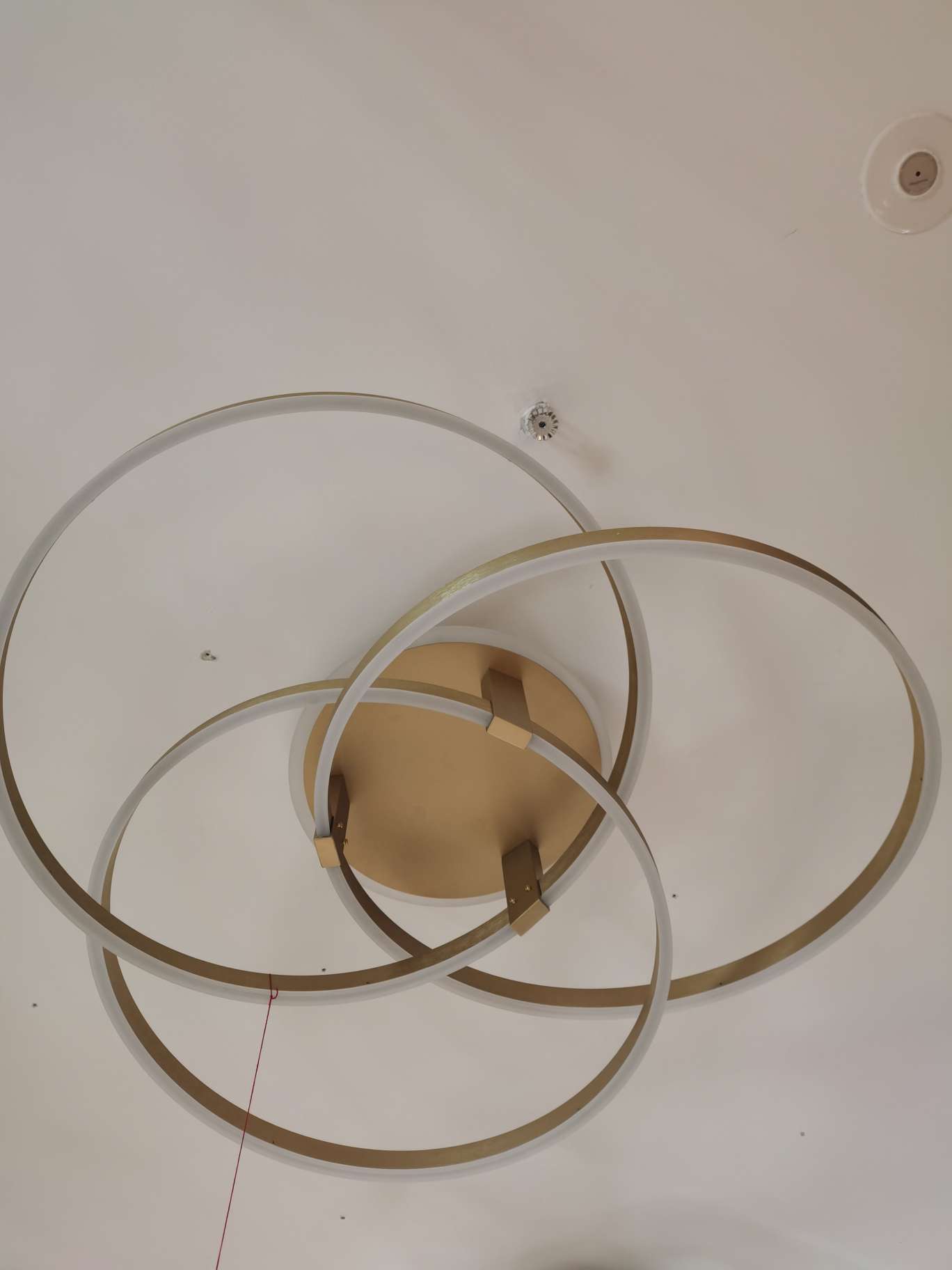 Modern living room lamps, round lamps, best-selling items, elegant and grand modern style lighting fixtures