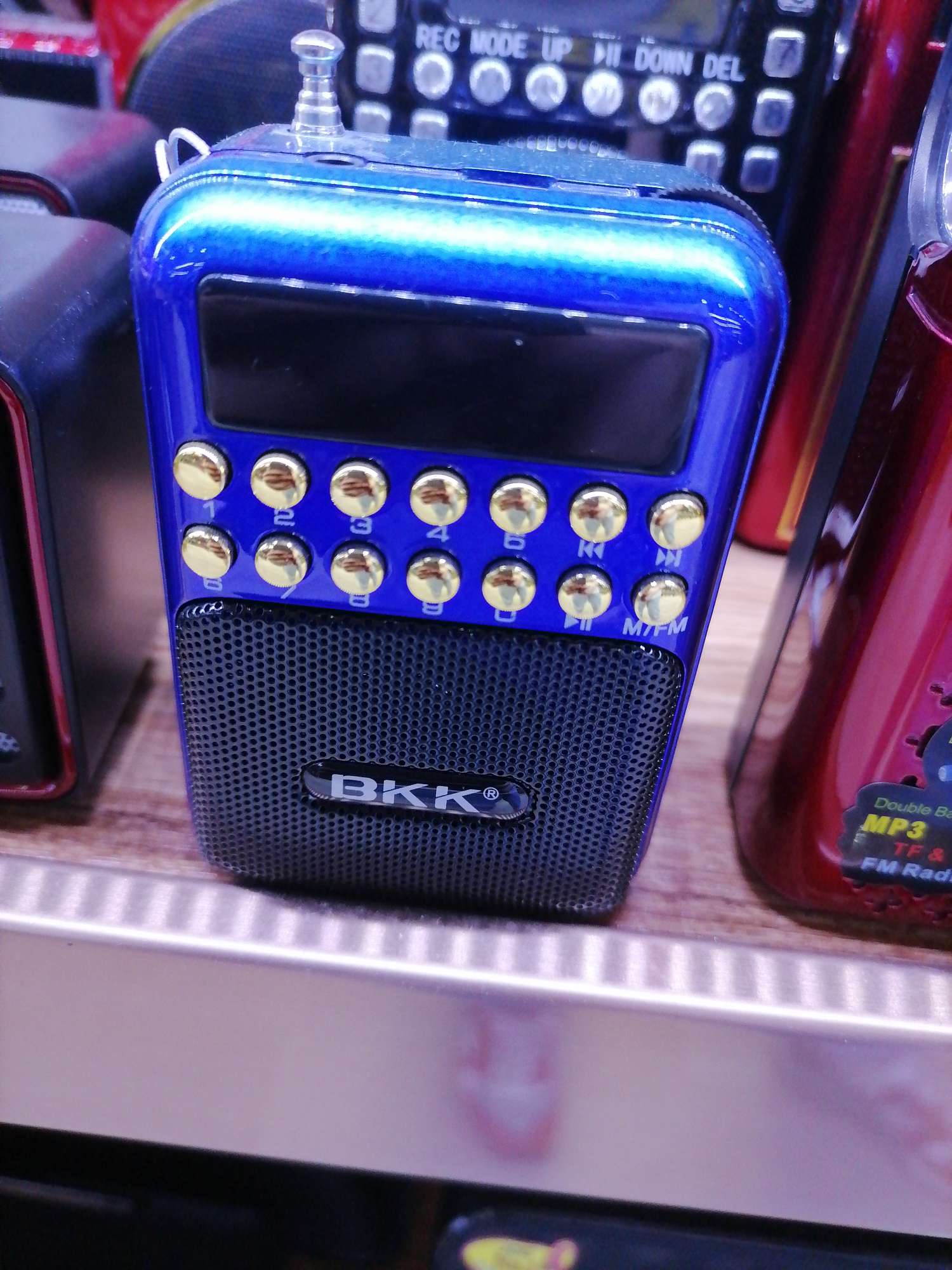Mini radio thumbnail