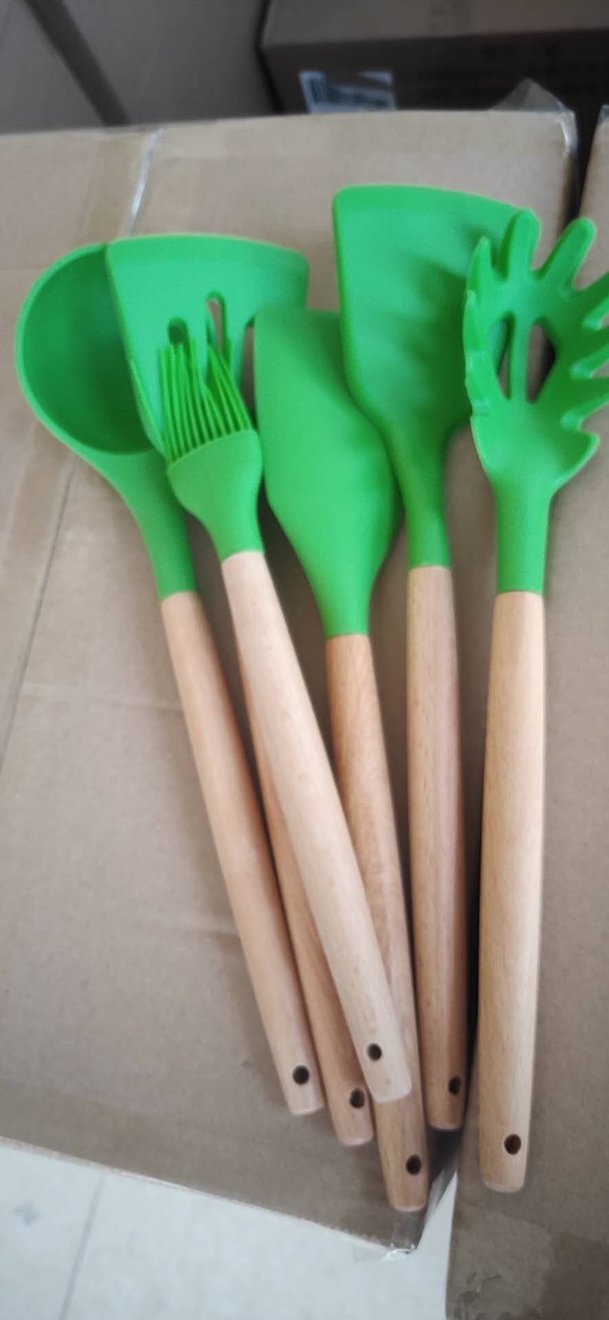 Silicone spatula, wooden spatula, non-stick spatula, beech wood spatula details Picture