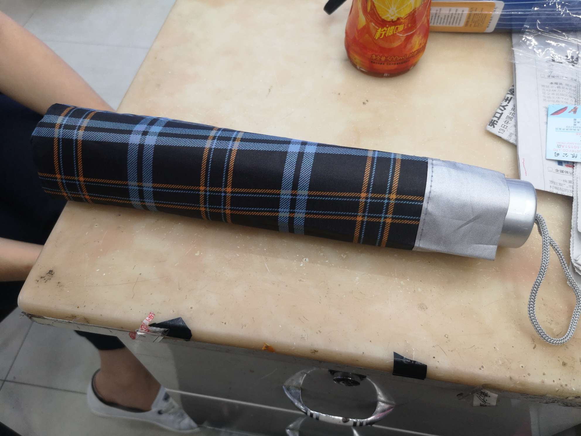 75十片银胶格产品图