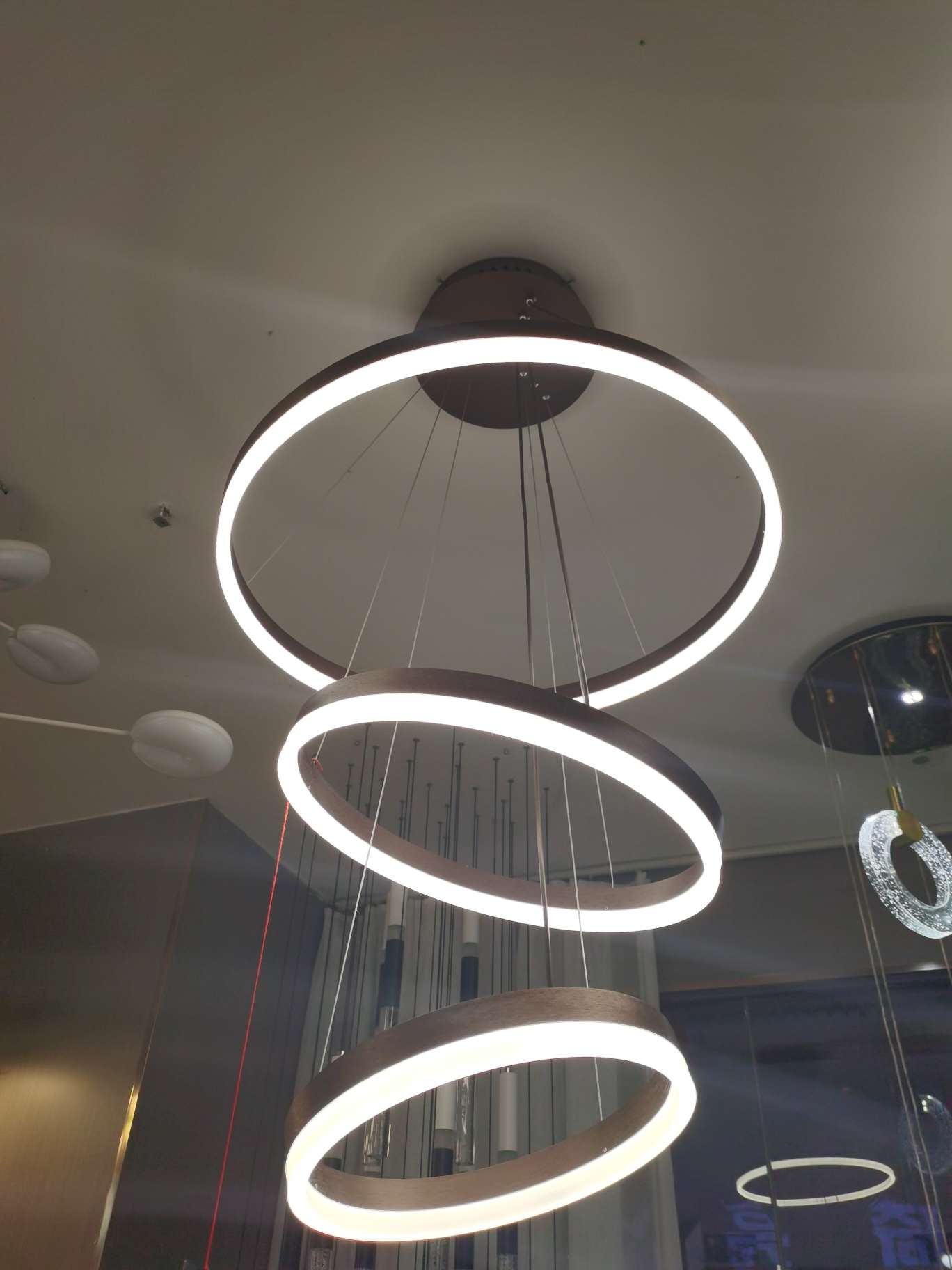 Table chandeliers, round chandeliers, modern chandeliers, beautiful lighting fixtures, factory direct sales, affordable prices details Picture