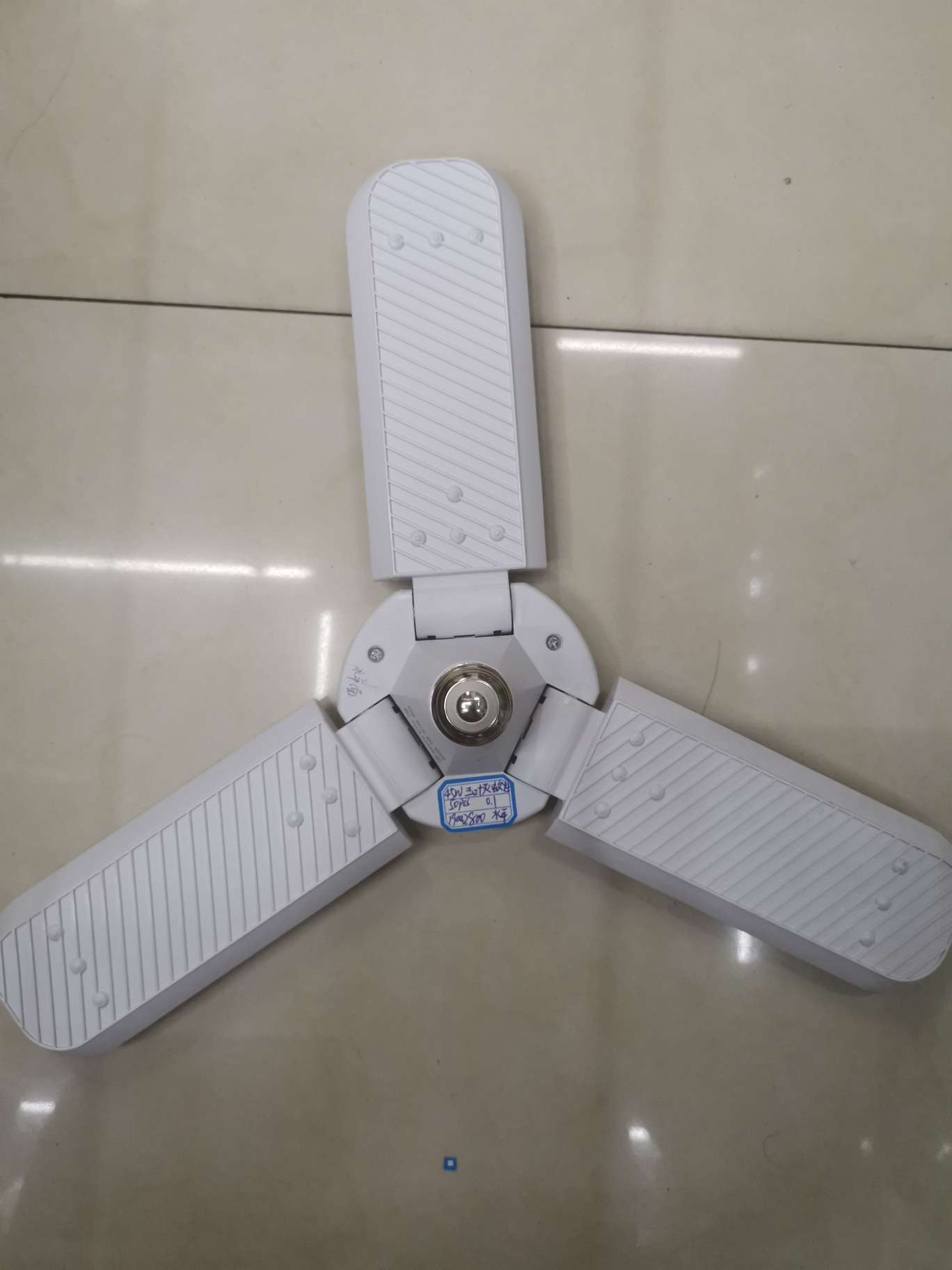 厂家批发 45W三叶灭蚊灯产品图