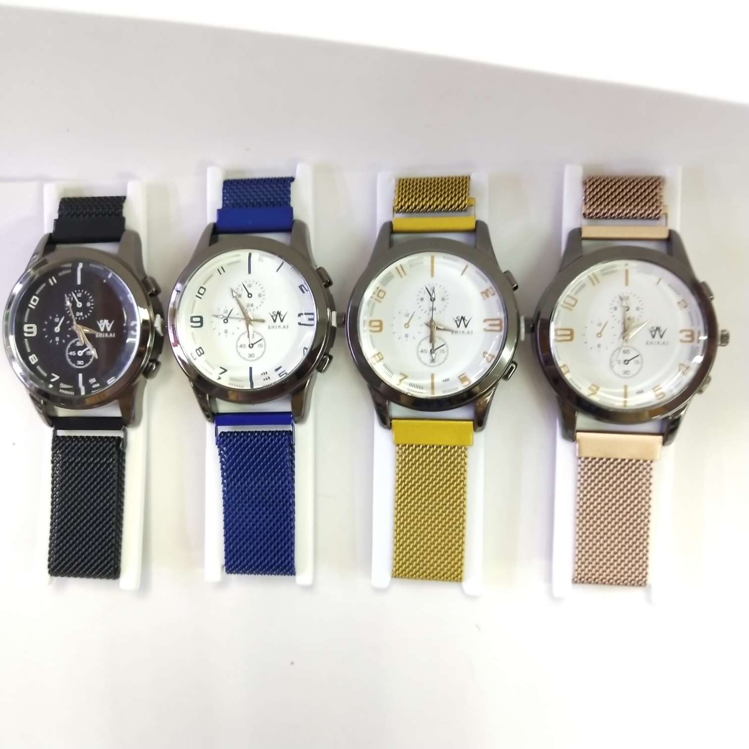 大表盘简约大气精品时尚磁铁表成人手表