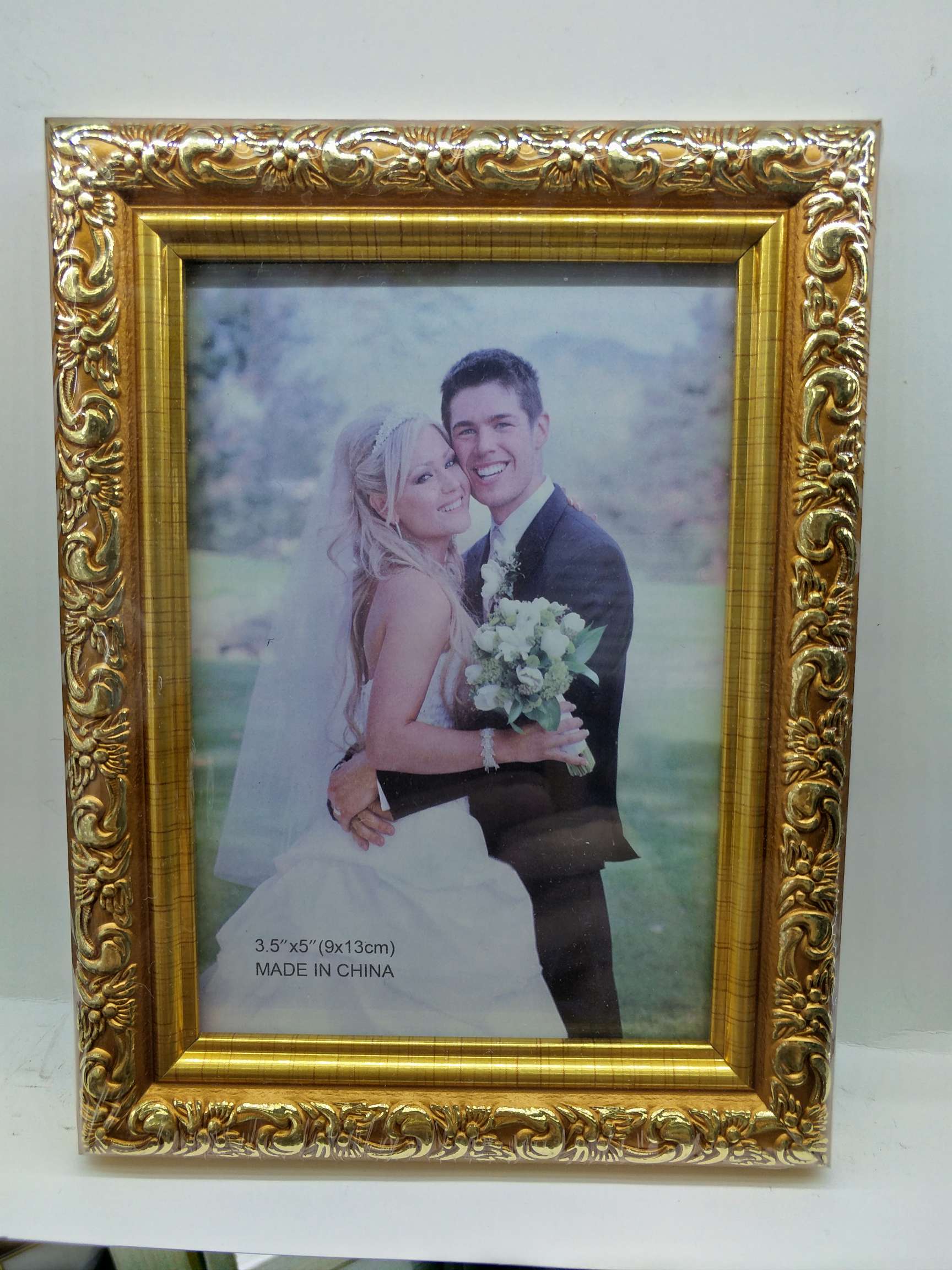 Plastic foam photo frame 1 9 thumbnail