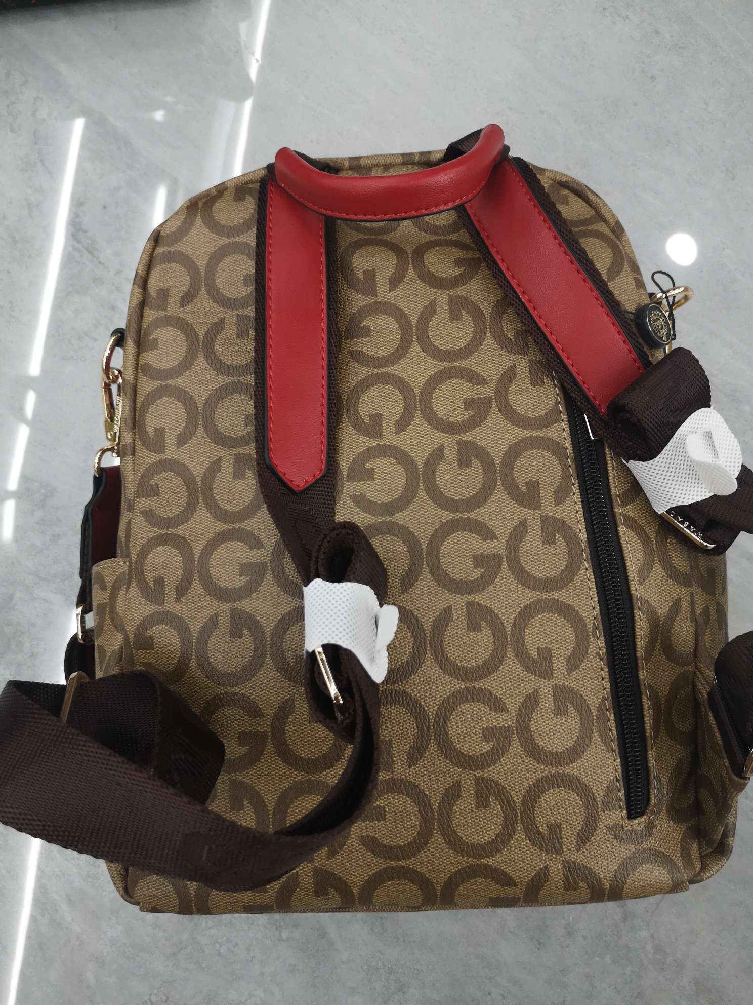 "Big g letter Material 8 Specification image