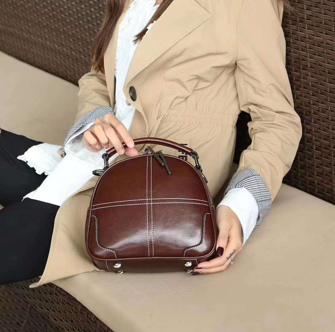 55 47 广州女包牛皮包春夏款新款