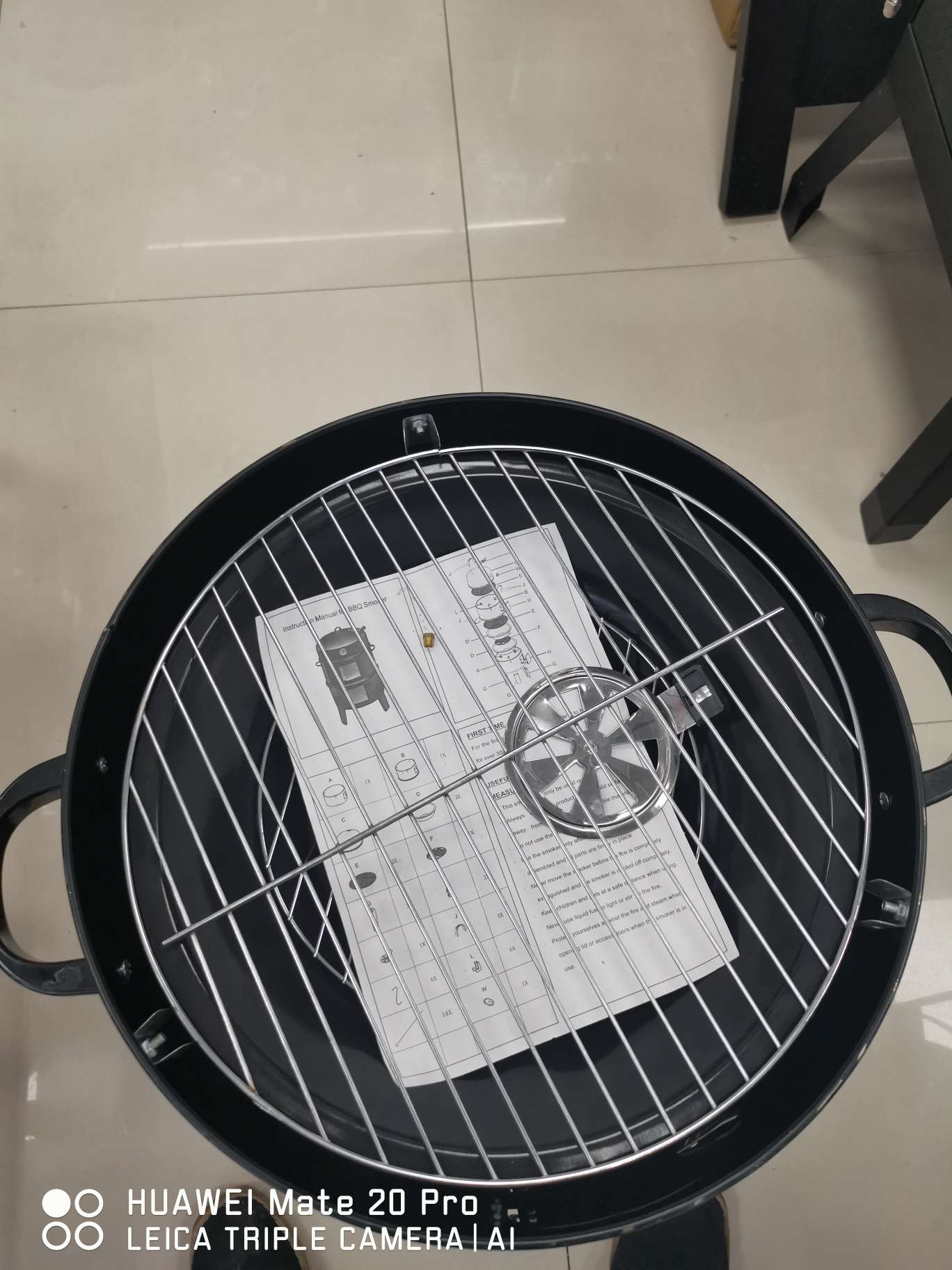 Cylindrical barbecue grill Specification image