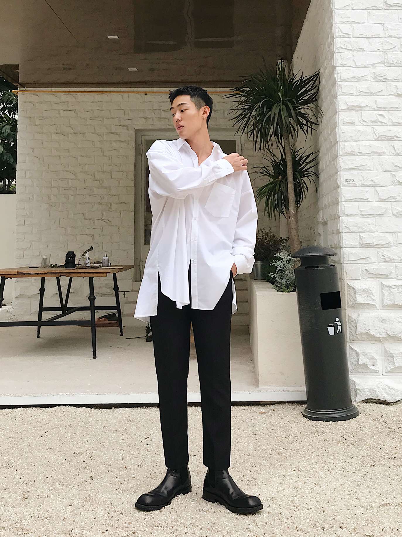 weave studio Spring/Summer 18 no-iron ultra-loose white silhouette versatile and elegant unisex shirt Application Scenario