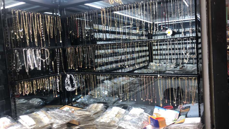 Michael Accessories describe pic - 1