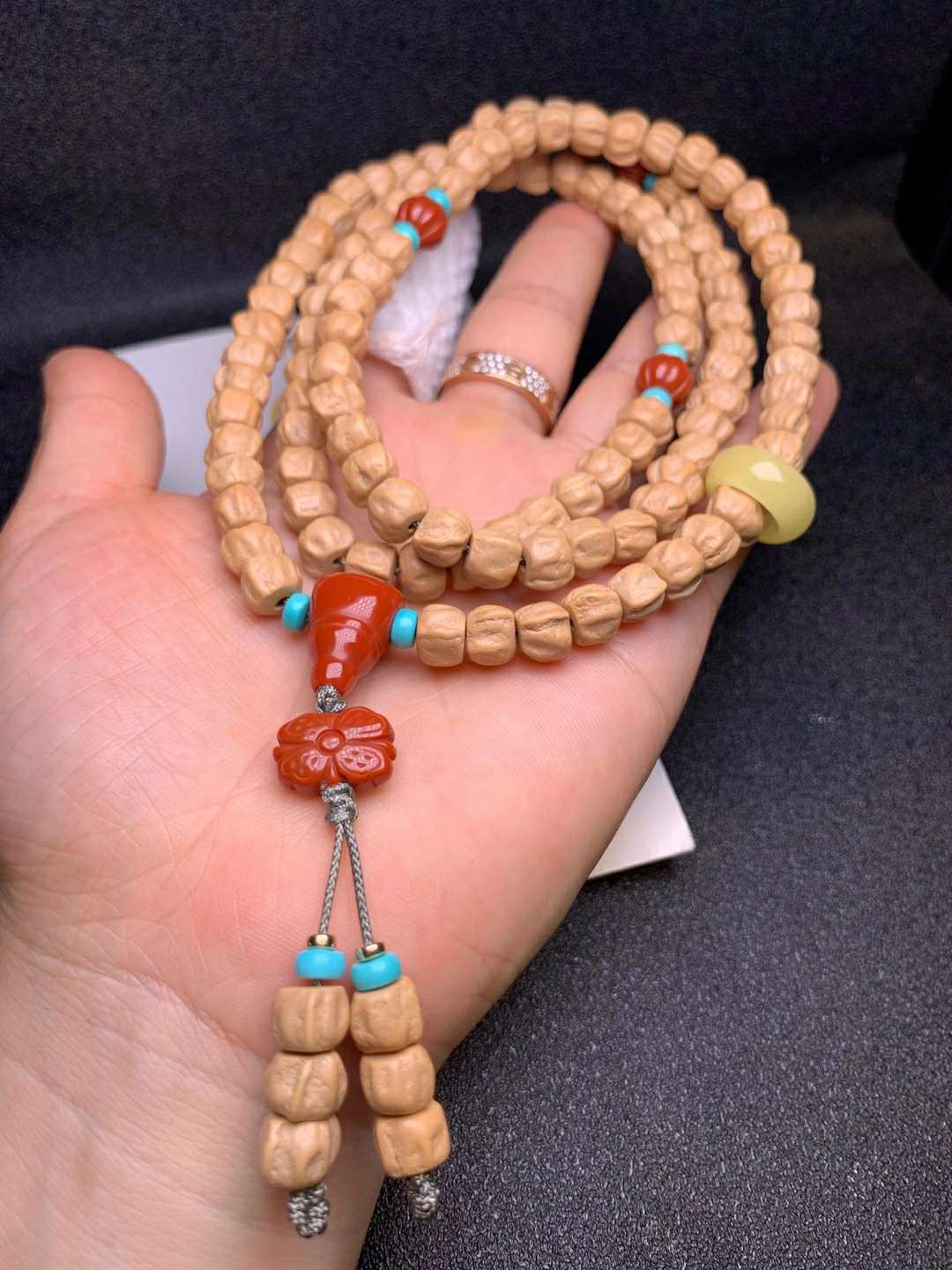 بذور السرو Item Picture