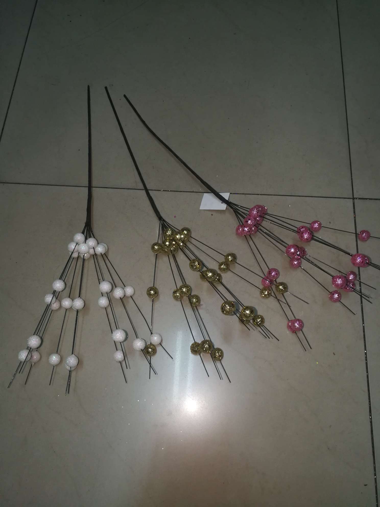 No. 32 Sparkly Pink White Red Gold Bouquet Christmas Accessories Decoration DIY Bouquet Flower Pole Accessories Berries thumbnail