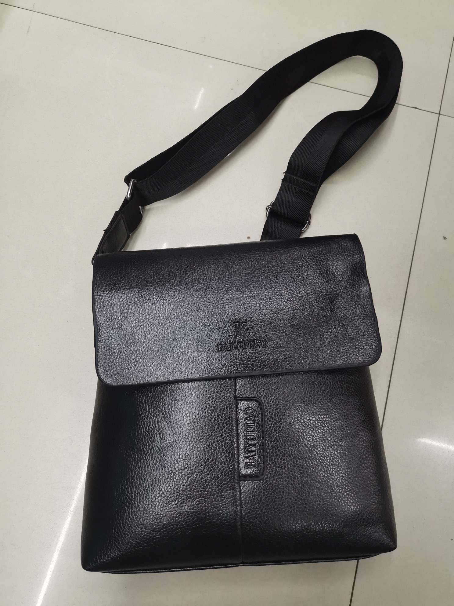 竖版男式斜挎包