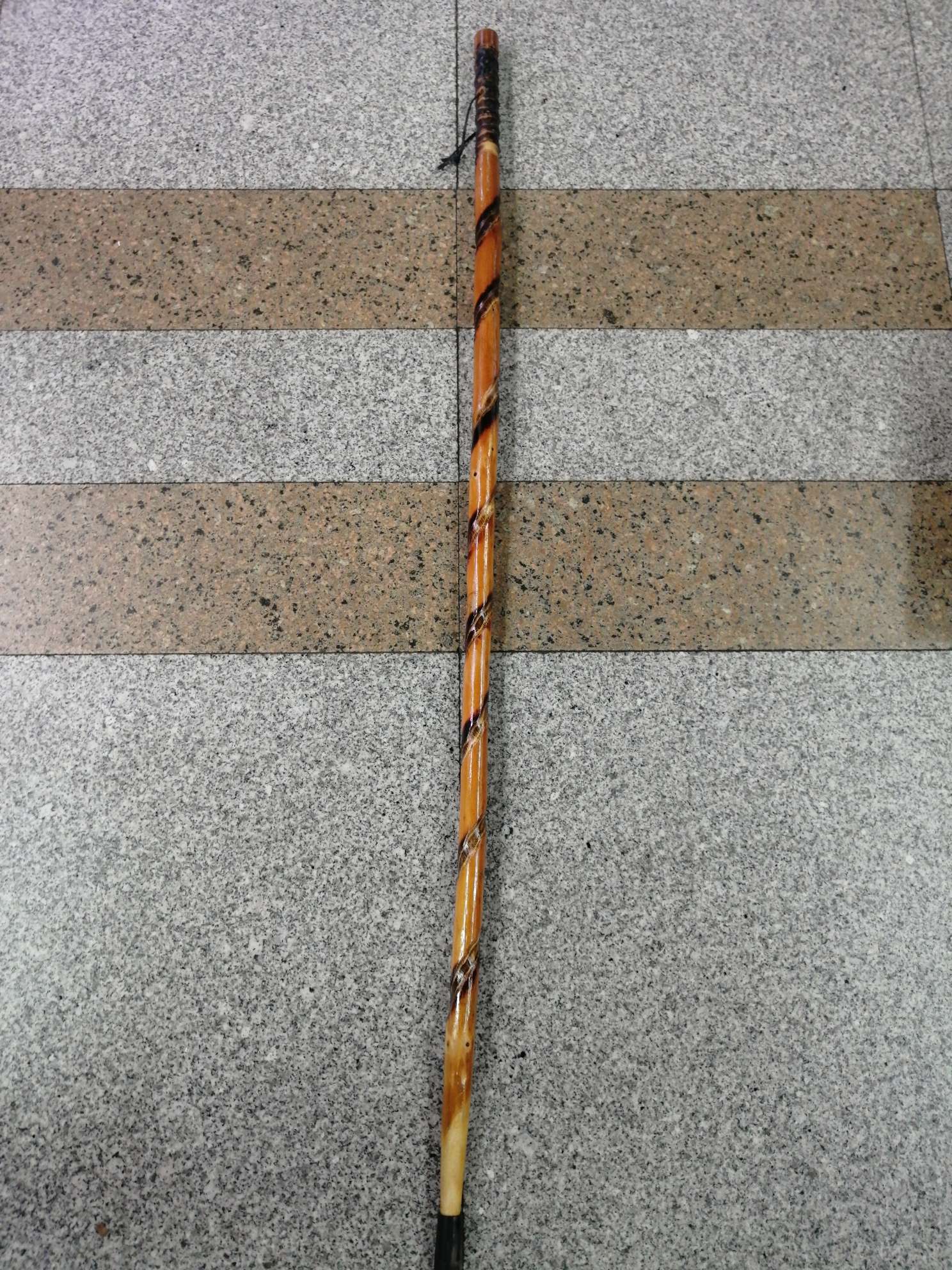 厂家直销花杉木高拐杖登山杖助步木