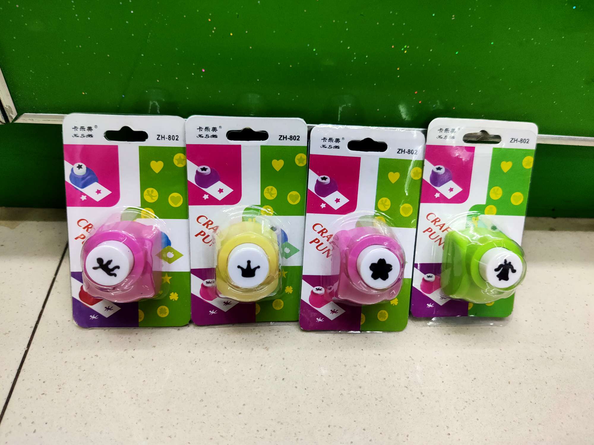 小号卡装打花器diy相册创意压花器儿童益智打花器亚马逊专供