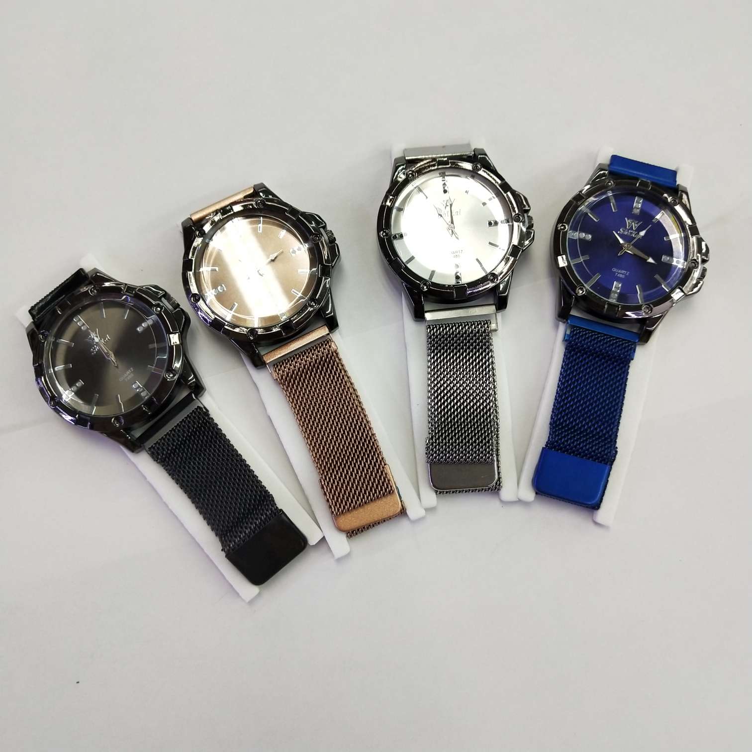 Premium fashion magnetic adult watch 7840 Specification image