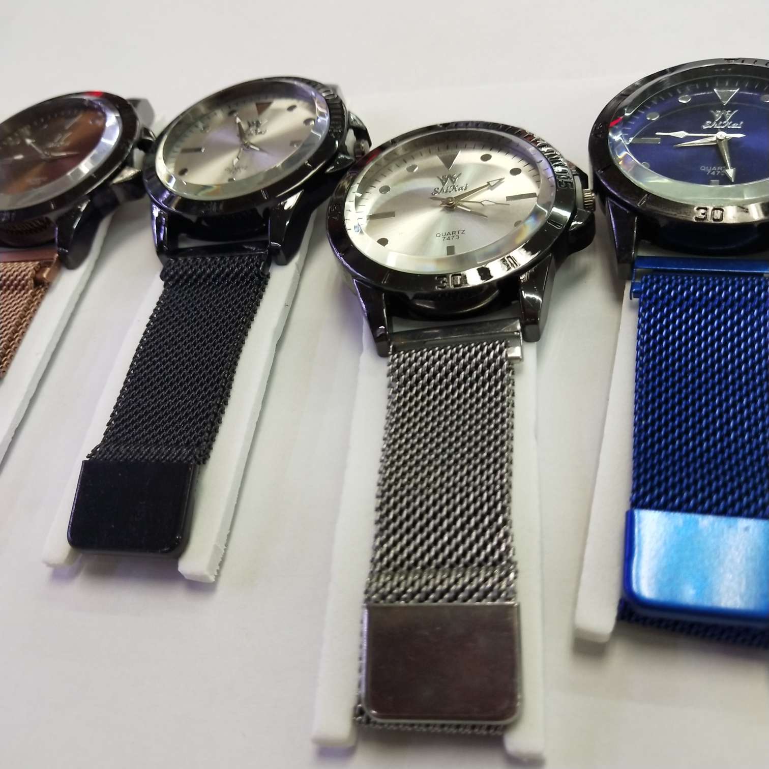 High-quality and fashionable magnetic adult watches Specification image