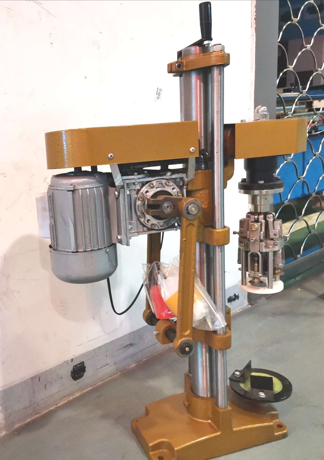 Hengkai Packaging Machinery offers high-quality wine sealing machines at low prices and operates with integrity Application Scenario