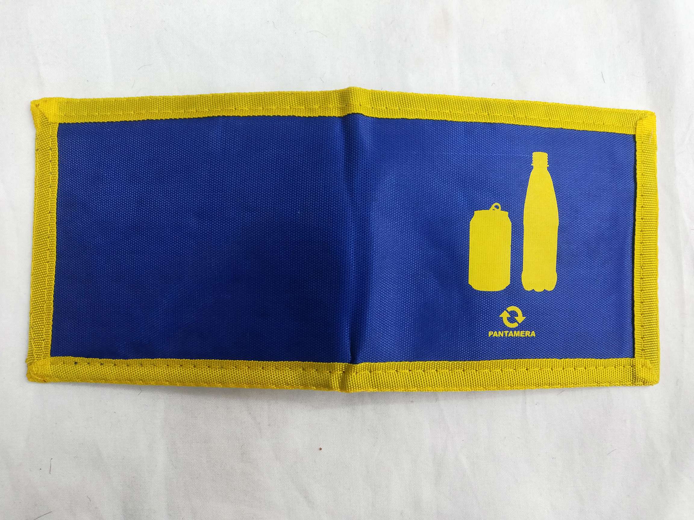 男士钱包实物图