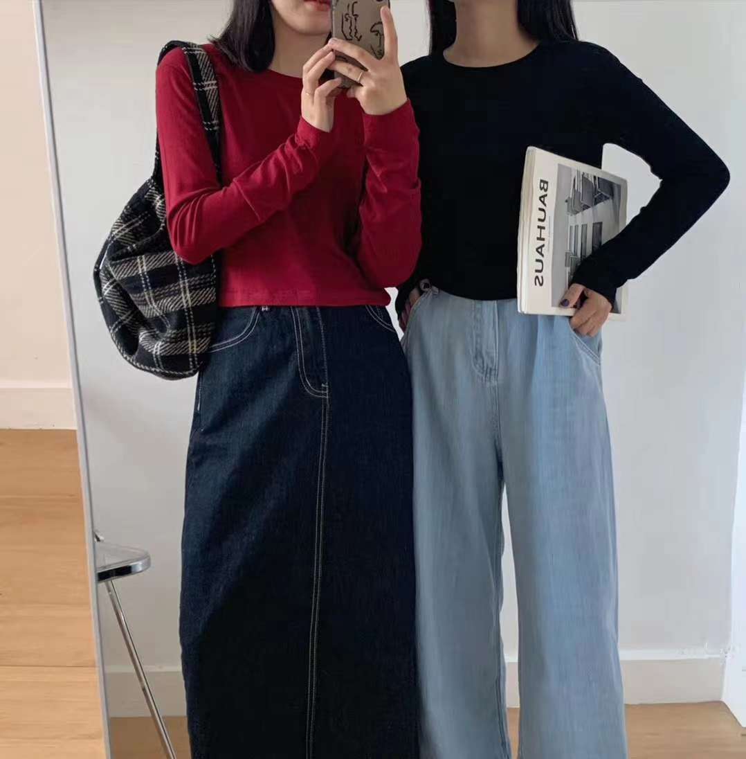 Long Sleeves In Early Fall details Picture