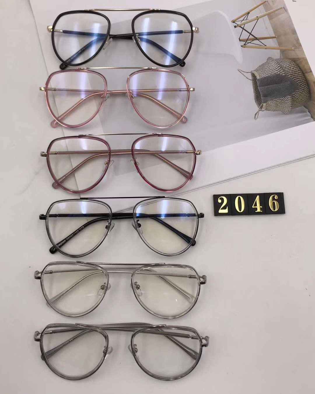 2046 glass frame