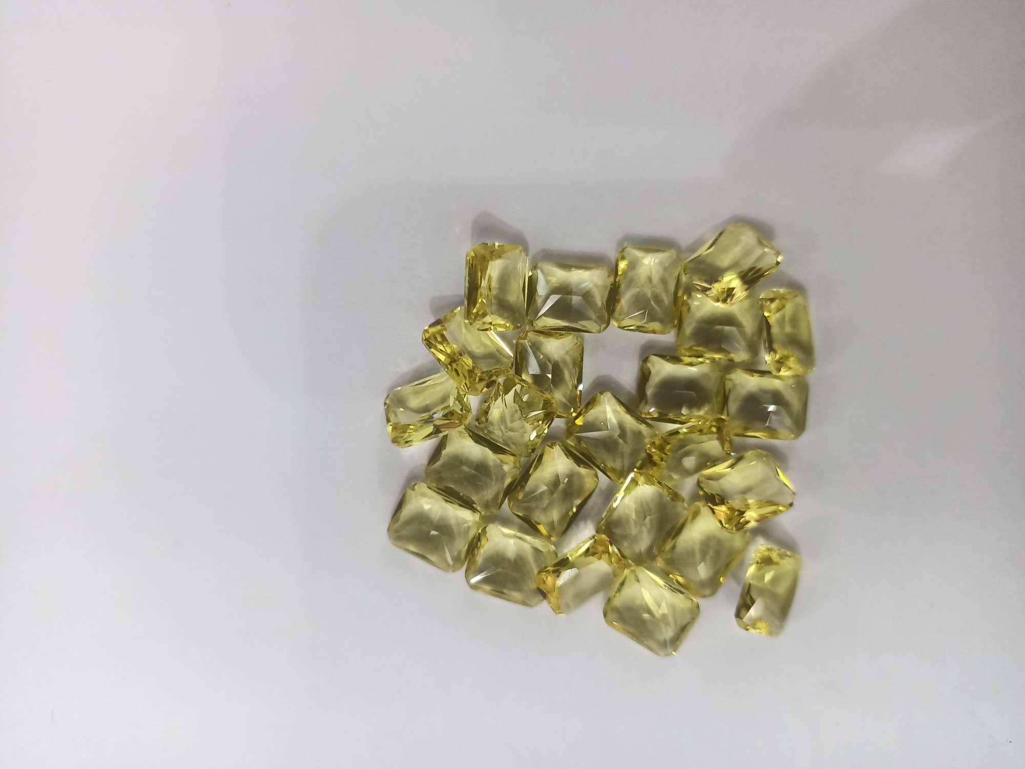 Yellow zircon thumbnail