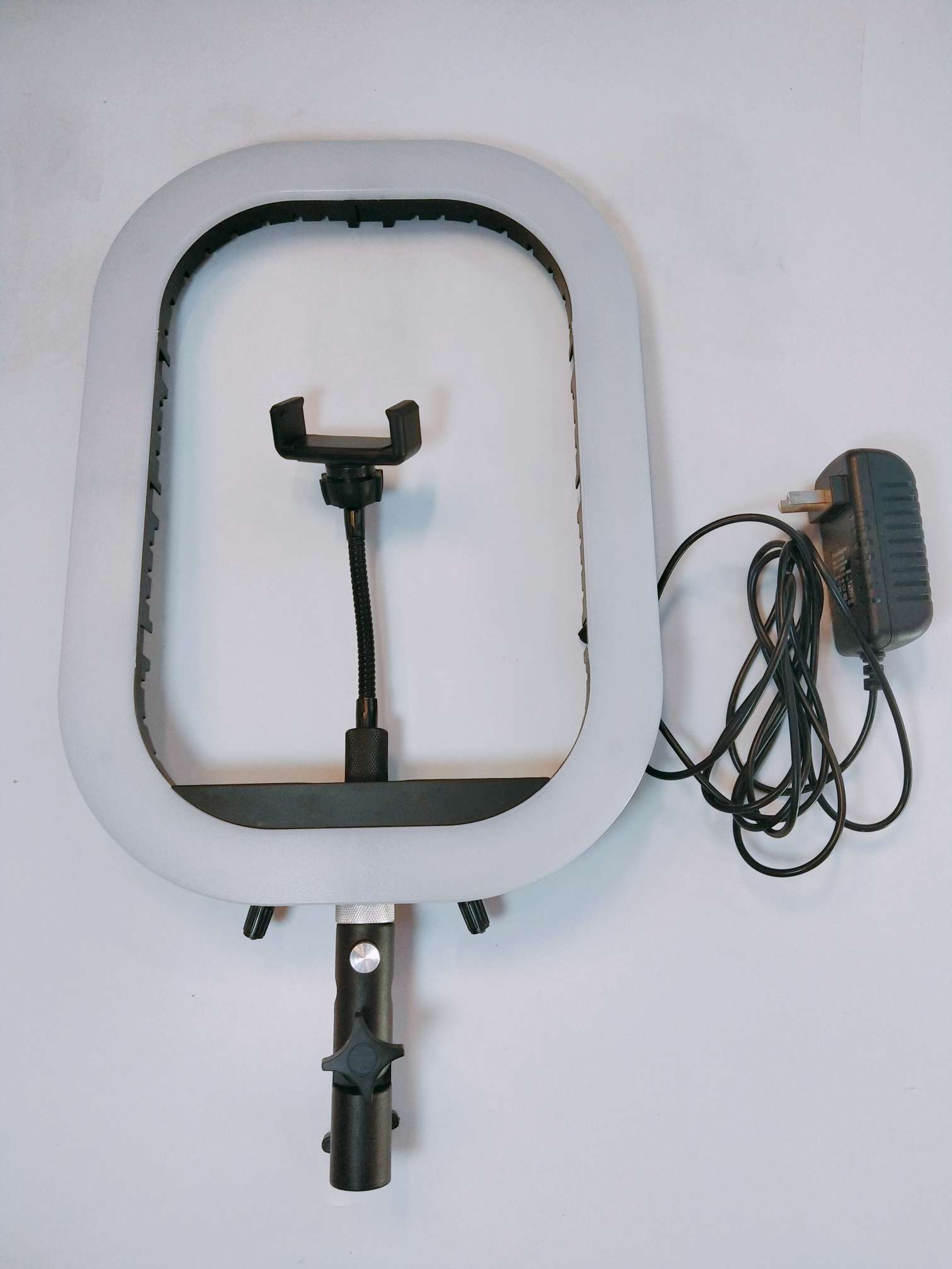 14-inch two-color temperature oval lamp